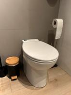 Sanibroyeur toilet | met vermaler | prima staat, Doe-het-zelf en Verbouw, Ophalen, Gebruikt, Toilet