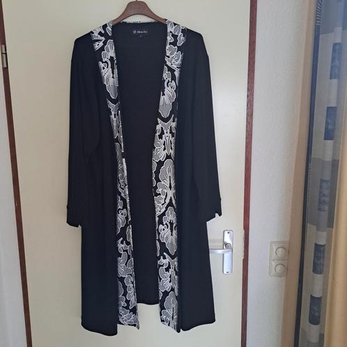 1) prachtig vest merk chris size mt 3, Kleding | Dames, Grote Maten, Zo goed als nieuw, Trui of Vest, Zwart, Ophalen of Verzenden