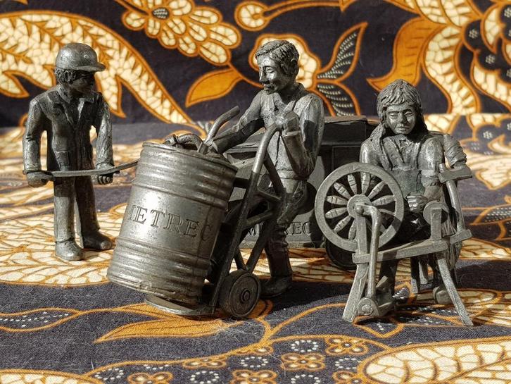 Drie tinnen beeldjes uit Nederland van Daalderop., Antiek en Kunst, Antiek | Tin, Ophalen of Verzenden
