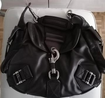 Christian dior handtas.  beschikbaar voor biedingen