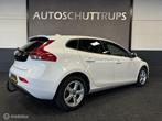 Volvo V40 1.6 T4 Momentum AUTOMAAT / NAVI / CAMERA / LMV / T, Auto's, Gebruikt, 4 cilinders, 179 pk, Wit