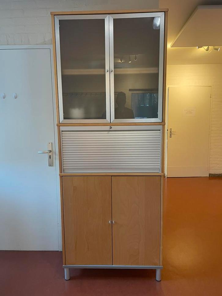 Stevige Ikea kast met roldeurtje berken, Huis en Inrichting, Kasten | Roldeurkasten en Archiefkasten, Zo goed als nieuw, Minder dan 100 cm