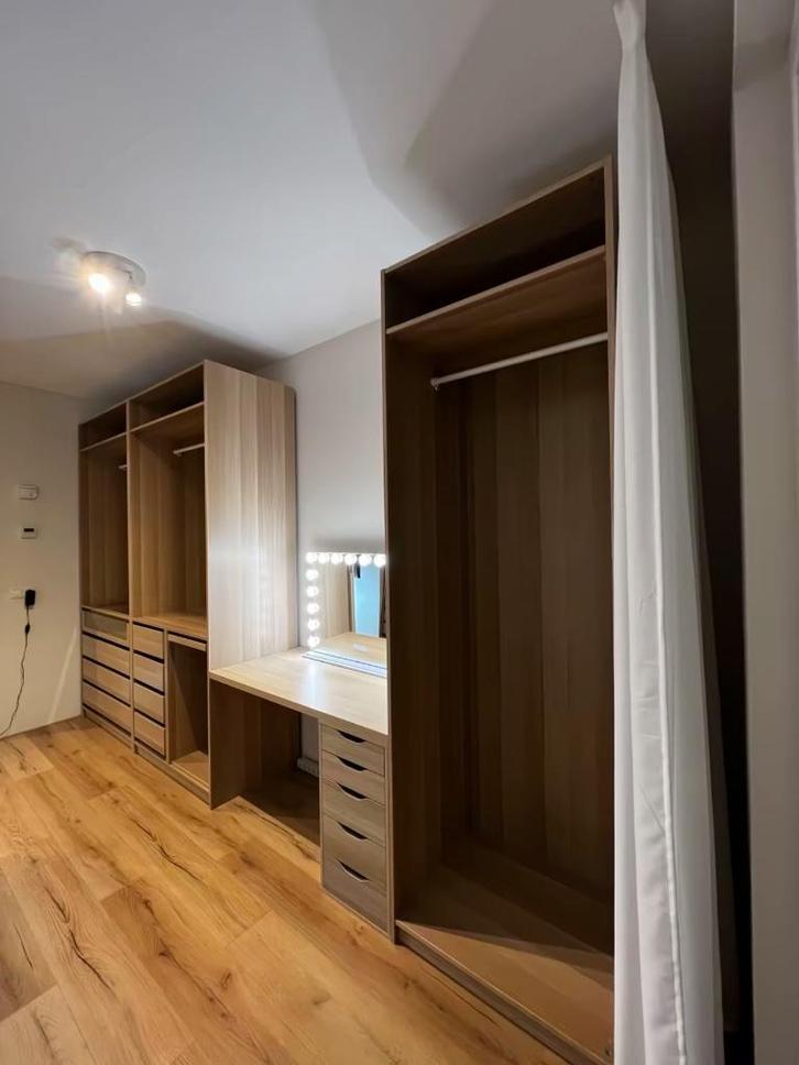 IKEA PAX KAST + DIY KAPTAFEL, Huis en Inrichting, Kasten | Stellingkasten, Zo goed als nieuw, Ophalen