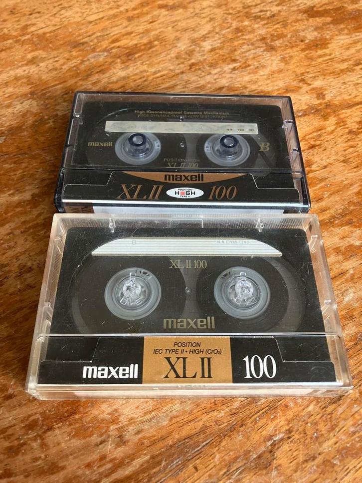 2 Maxell XLII100 1988-1990 EN 1991-1993, Cd's en Dvd's, Cassettebandjes, Gebruikt, Overige genres, 2 t/m 25 bandjes, Ophalen of Verzenden