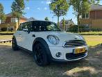 MINI 3-drs / 2013 / Navigatie / Airco / 17inch. LM-velgen, Auto's, Mini, Voorwielaandrijving, Stof, 74 pk, Zwart