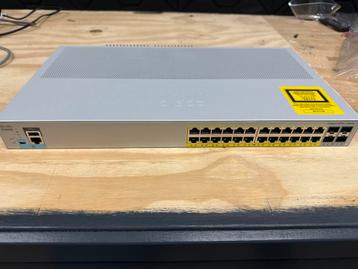 Nieuwe Cisco Switch - 24 Poorten - In Doos beschikbaar voor biedingen