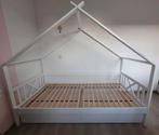 Zeer net kinder bedhuisje 90x200cm, Kinderen en Baby's, Kinderkamer | Bedden, Ophalen, 85 tot 100 cm, Zo goed als nieuw, Lattenbodem