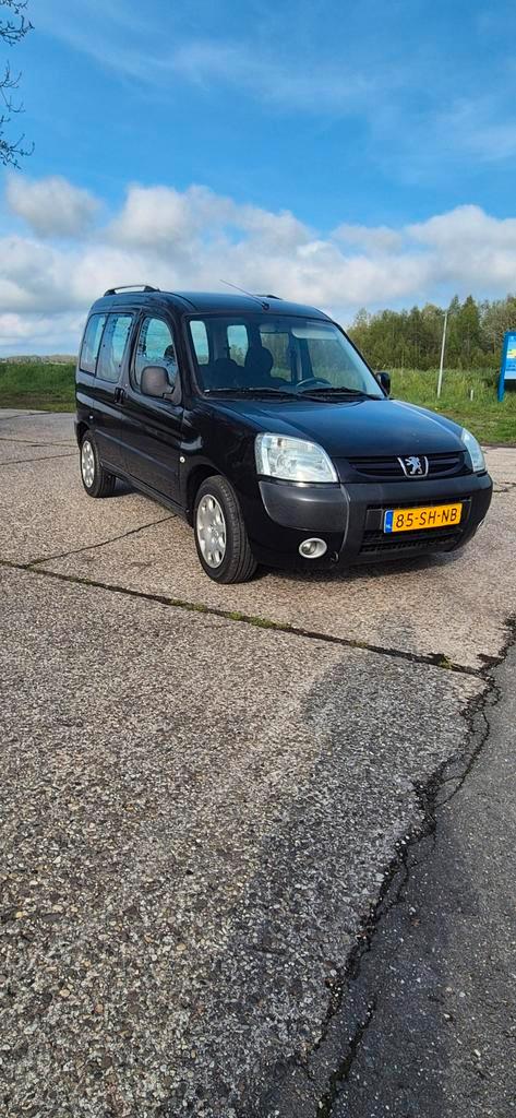 Peugeot Partner 1.6 16V Combi 2006 Zwart met nieuwe APK, Auto's, Peugeot, Bedrijf, Partner, Benzine, D, MPV, Handgeschakeld, Origineel Nederlands