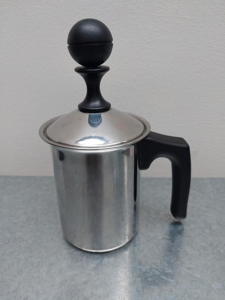 Mooie roestvrijstalen melkopschuimer van Frabosk Italy, Witgoed en Apparatuur, Melkopschuimers, Gebruikt, Handmatige melkopschuimer