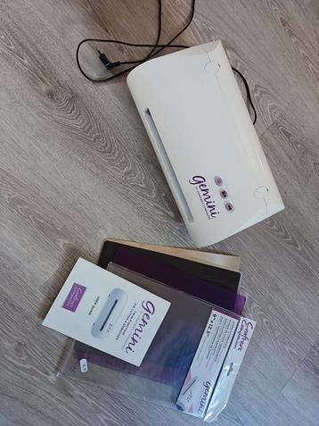 Gemini Stansmachine A4 - Compleet met Accessoires beschikbaar voor biedingen