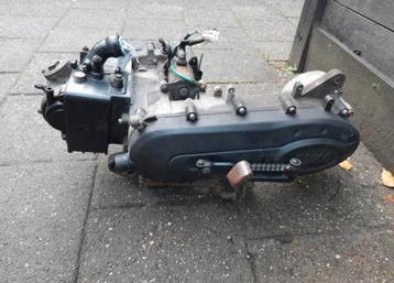 Sym/peugeot motorblokken. 50/65cc.  10/12 inch. beschikbaar voor biedingen