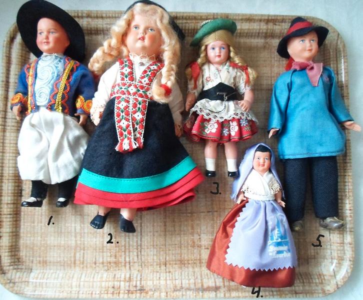 5 Oude Popjes. Celluloid en Totulon. Jaren '50 - '60., Verzamelen, Poppen, Zo goed als nieuw, Pop, Ophalen of Verzenden