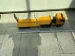 Bruder MAN truck met gratis dieplader trailer, Kinderen en Baby's, Speelgoed | Speelgoedvoertuigen, Ophalen, Gebruikt