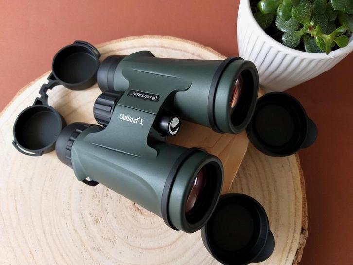 Celestron OutlandX 10X42 HD/Antifog/Waterproof/Leger Groen, Audio, Tv en Foto, Optische apparatuur | Verrekijkers, Nieuw, Dakkant (recht)