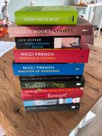 Stapel diverse boeken (Nikki French, Esther Verhoef etc), Boeken, Ophalen, Zo goed als nieuw