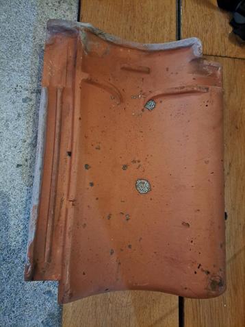 Circa 200 VHV JD Dakpannen - Gebruikt beschikbaar voor biedingen