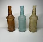 Drie bijzonder mooie glazen vazen flessen gedecoreerd, Overige kleuren, Ophalen of Verzenden, Minder dan 50 cm, Glas