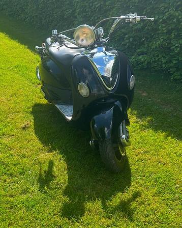 Scooter  beschikbaar voor biedingen