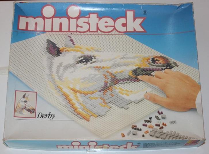 Partij ministeck + teltekeningen - 109067, Hobby en Vrije tijd, Ministeck, Gebruikt, Losse ministeck of Strip, Ophalen of Verzenden