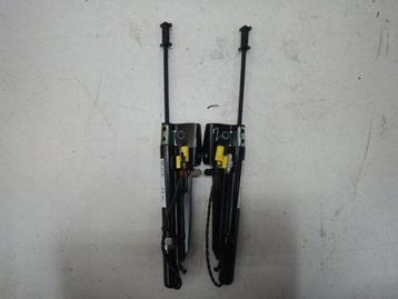 Audi Q7 4M Stoelpatronen Gordelspanner Set Links+Rechts 4M08 beschikbaar voor biedingen