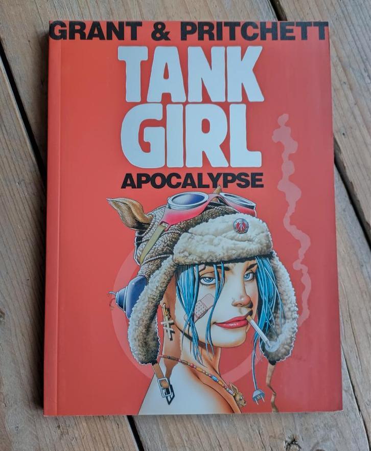 Tank Girl: Remastered Edition Apocalypse, Boeken, Strips | Comics, Gelezen, Eén comic, Amerika, Ophalen of Verzenden