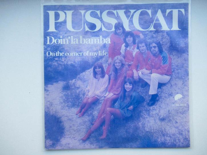 PUSSYCAT # Doin'la bamba/On the corner of my life, Cd's en Dvd's, Vinyl | Nederlandstalig, Zo goed als nieuw, Levenslied of Smartlap