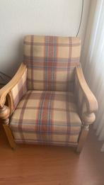 Oude fauteuil, Ophalen, Hout, Gebruikt, 75 tot 100 cm