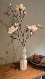 Magnoliatak zijden / kunst tulpenboomtak compleet met vaas️, Huis en Inrichting, Woonaccessoires | Kunstplanten en Kunstbloemen