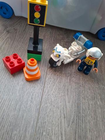 Lego Duplo Motoragent 5679 - Veel mee gespeeld! beschikbaar voor biedingen