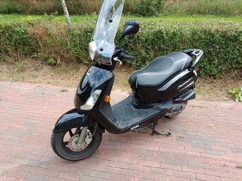 SYM fiddle 2 nette staat snor, Fietsen en Brommers, Scooters | SYM, Zo goed als nieuw, Fiddle, Maximaal 25 km/u, Benzine, Ophalen