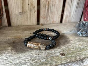 Gave armband Van Lava steen met Tibetaanse DZI bead. beschikbaar voor biedingen
