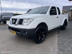 Nissan Navara 2.5 dCi XE Double Cab 38000 KM NAP! Airco, 4 cilinders, Wit, Origineel Nederlands, Bedrijf