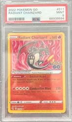 PSA 9 Radiant Charizard 011 Pokémon Go, Hobby en Vrije tijd, Verzamelkaartspellen | Pokémon, Ophalen of Verzenden, Zo goed als nieuw
