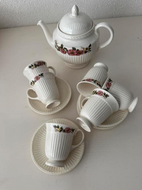Wedgewood Briar Rose, Antiek en Kunst, Antiek | Servies compleet, Ophalen of Verzenden