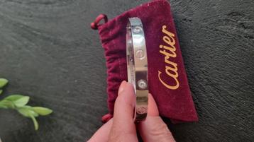 Hele mooie armband  beschikbaar voor biedingen