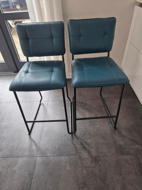 Te koop twee barkrukken., Huis en Inrichting, Barkrukken, Zo goed als nieuw, Leer, Metaal, 2 krukken, Ophalen