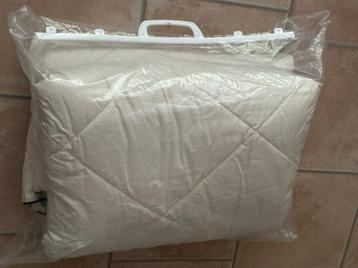 Hibboux 160x200 wollen dekbed nieuw beschikbaar voor biedingen