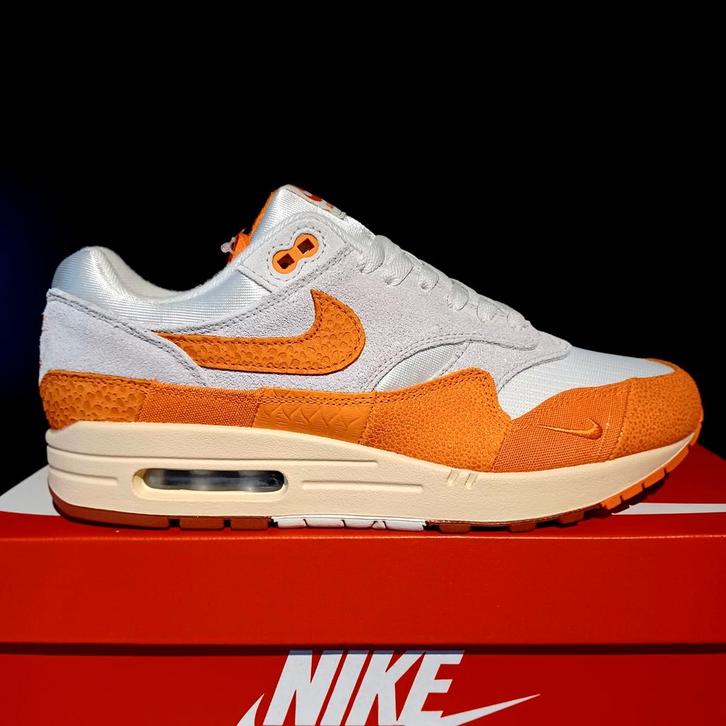 Nike Air Max 1 Master Magma Orange (W) - 40.5 40,5, Kleding | Heren, Schoenen, Nieuw, Sneakers of Gympen, Overige kleuren, Ophalen of Verzenden