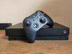 Xbox One X in nette staat met controller, Spelcomputers en Games, Spelcomputers | Xbox One, Ophalen of Verzenden, Met 1 controller