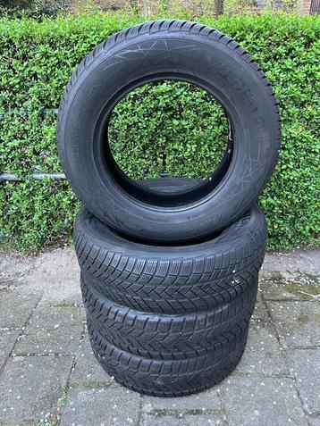 Set winterbanden 235/65R17 Vredestein 235 65 17 2356517 beschikbaar voor biedingen