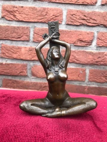 fraaie bronzen presse-papier, bondage-dame beschikbaar voor biedingen
