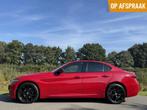 Alfa Romeo Giulia 2.0 T Veloce Q4 Rosso, Pano, 19 inch, Vol!, Zwart, 4 cilinders, 1505 kg, Leder