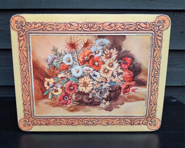 Groot oud blik bloemen. Klaprozen, Margrieten, Violen., Verzamelen, Blikken, Gebruikt, Overige, Ophalen of Verzenden