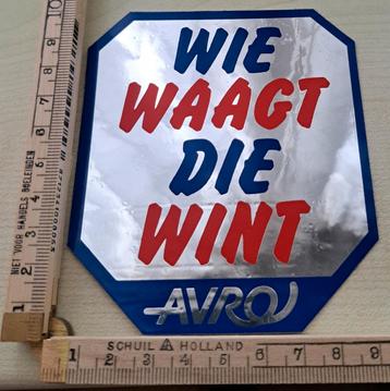Vintage spiegel glimmende sticker AVRO wie waagt die wint beschikbaar voor biedingen