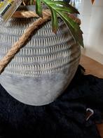 KRUIK VAAS GROOT STEEN, Huis en Inrichting, Woonaccessoires | Vazen, Steen, Overige kleuren, Ophalen of Verzenden, Zo goed als nieuw