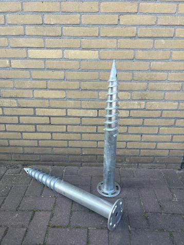 UITVERKOOP Schroefpalen / schroeffundering beschikbaar voor biedingen