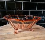 Vintage roze (fruit) schaal op pootjes, Huis en Inrichting, Keuken | Servies, Ophalen of Verzenden, Overige stijlen, Glas, Schaal of Schalen