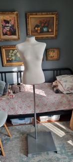 Paspop Vrouw in hoogte verstelbaar, Ophalen, Gebruikt