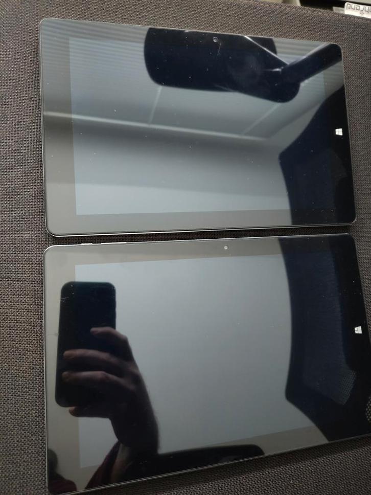 2x Chuwi Hi10 Air - Gebruikt, Krassen, Zonder OS, Computers en Software, Windows Tablets, Niet werkend, 10 inch, 16 GB, Ophalen of Verzenden
