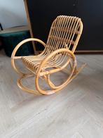 Superleuk schommelstoel Rotan kind serre huis tuinkamer tuin, Ophalen, Zo goed als nieuw, Stoel(en)
